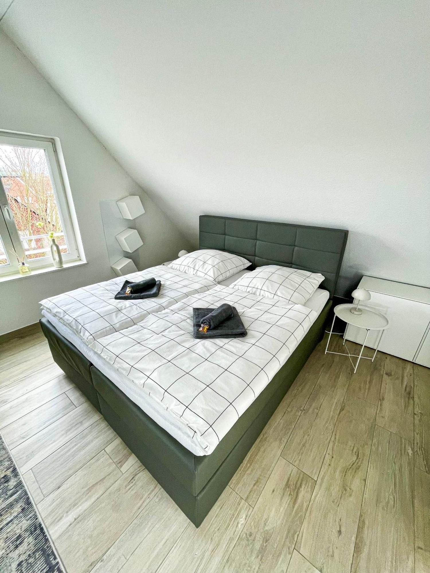 Ahaus: Stadtoase Mit Terrasse & Privater Garage 外观 照片